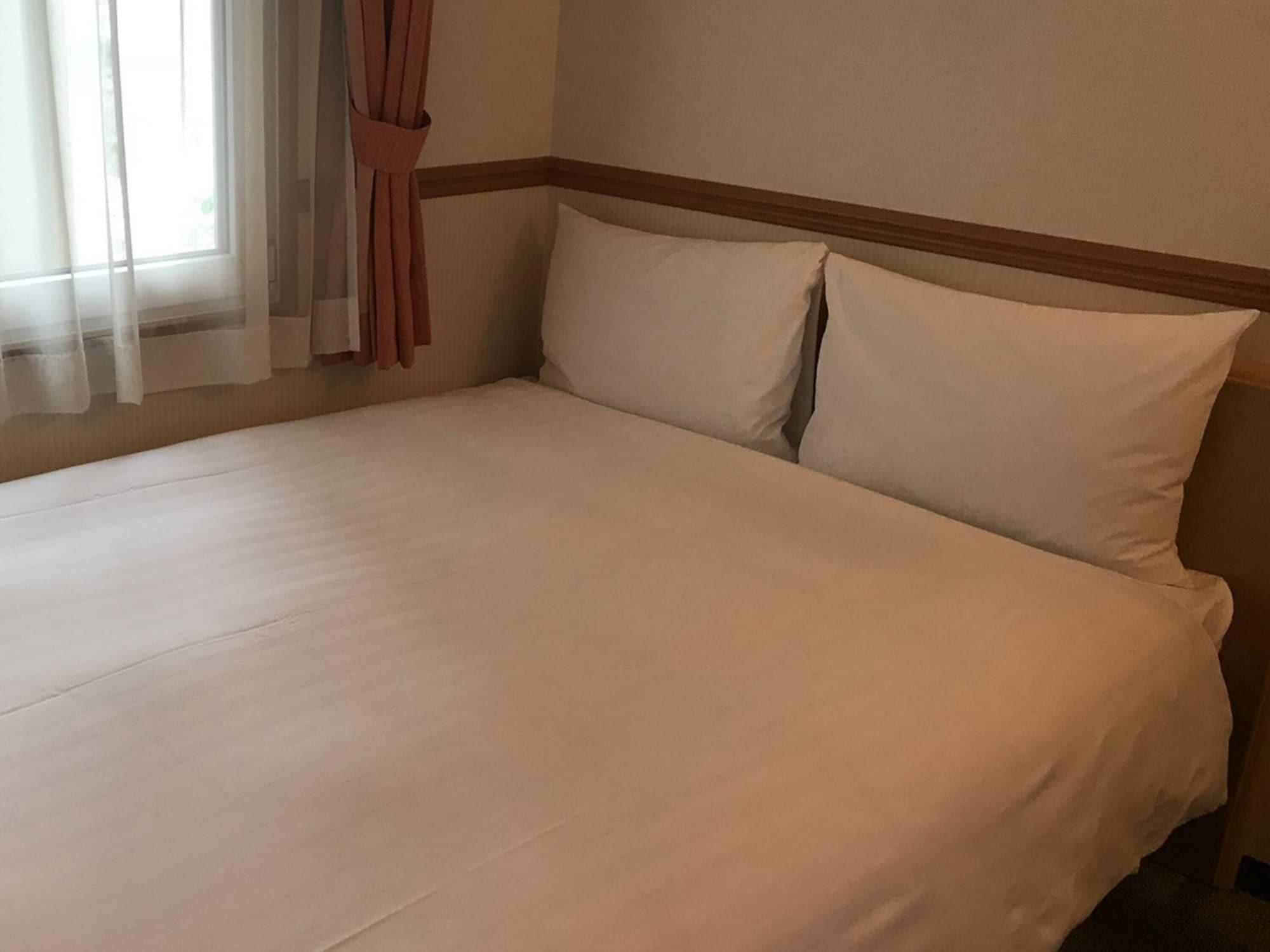 Toyoko Inn Sasebo Ekimae Exterior foto